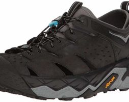 HOKA ONE ONE